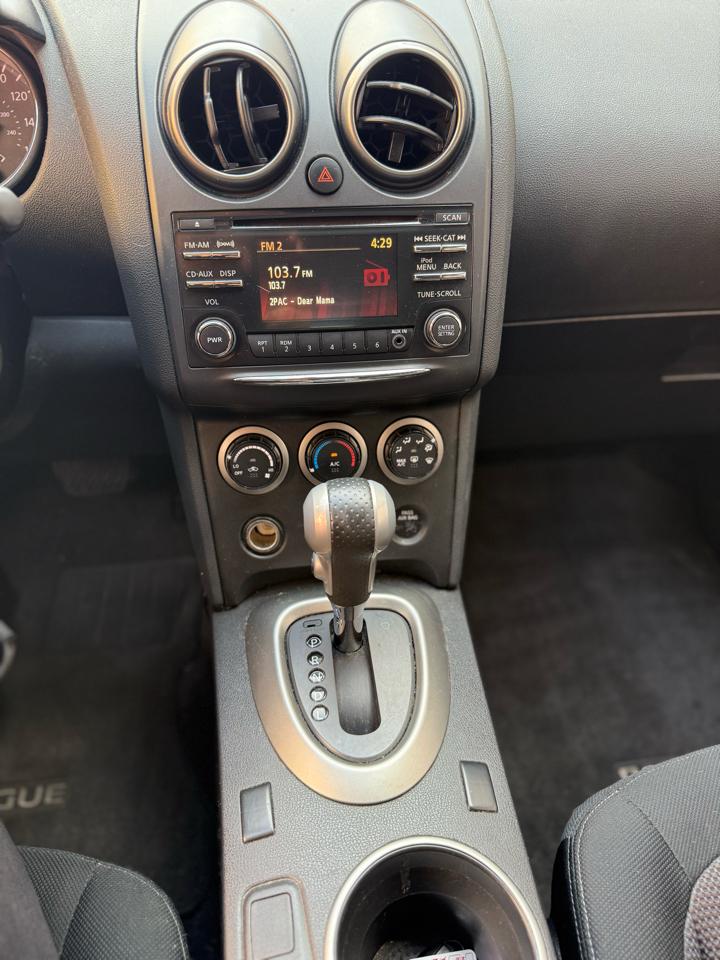 Nissan Rogue S AWD 2013