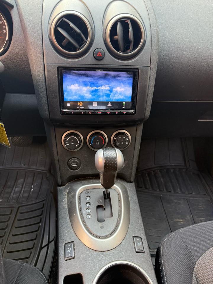 Nissan Rogue S AWD 2010