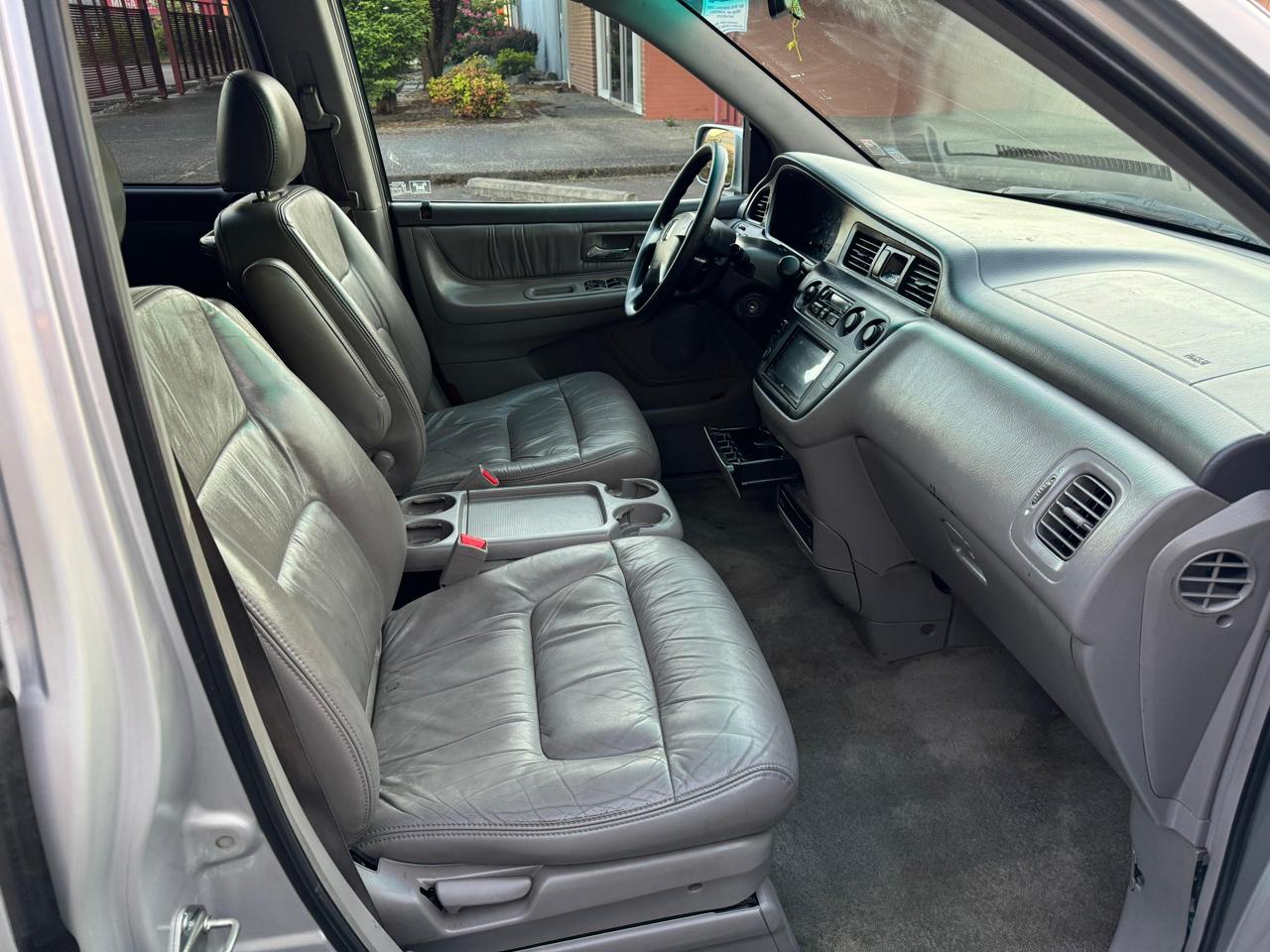 Honda Odyssey EX w/ Leather and DVD 2004