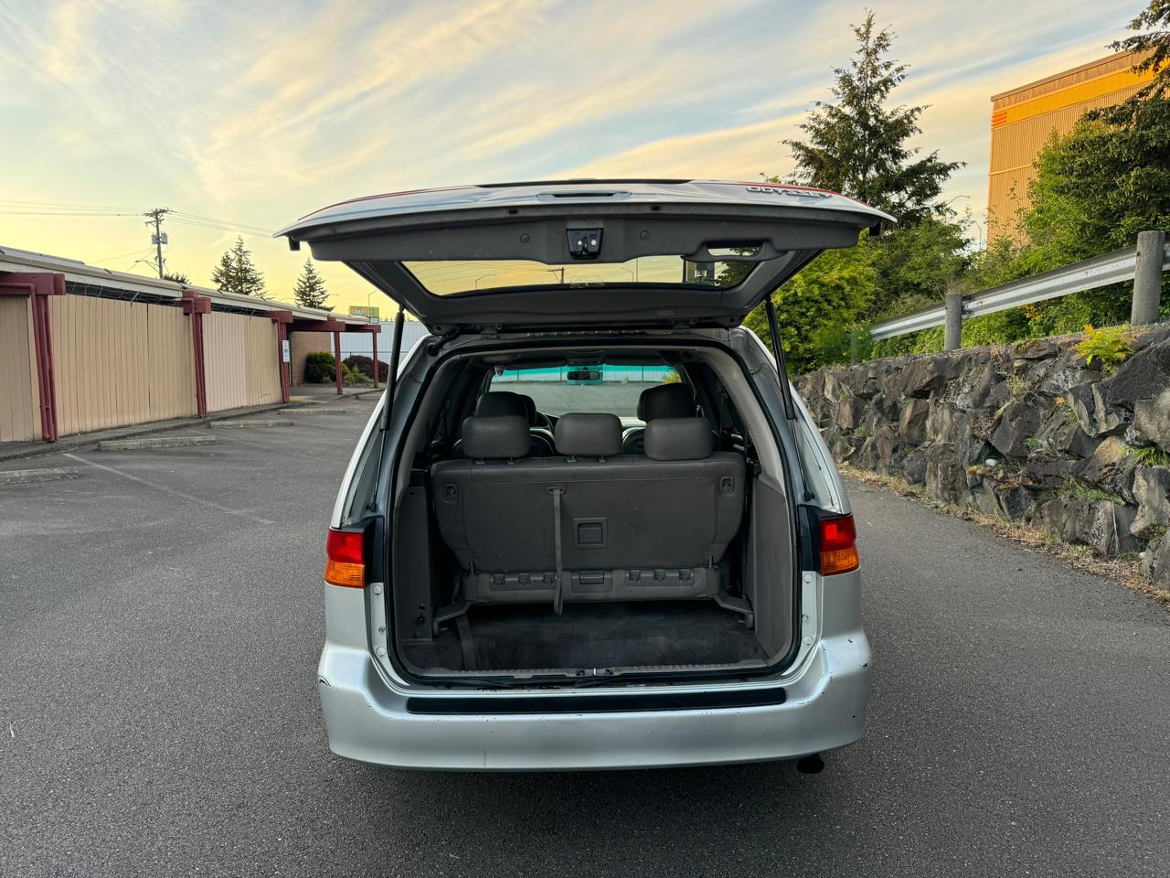 Honda Odyssey EX w/ Leather and DVD 2004