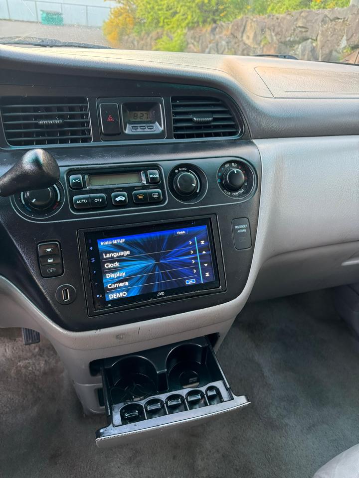 Honda Odyssey EX w/ Leather and DVD 2004