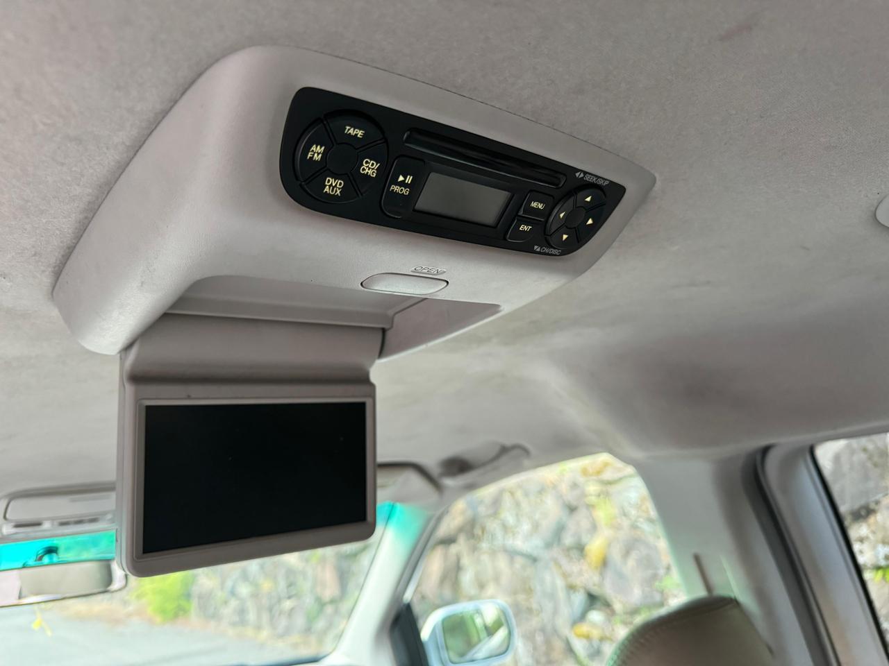 Honda Odyssey EX w/ Leather and DVD 2004