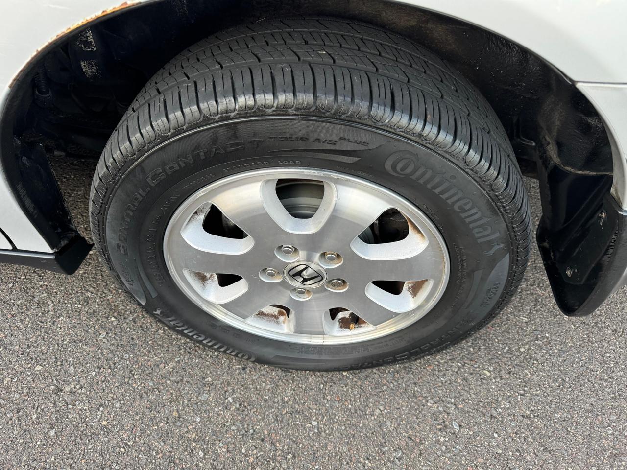 Honda Odyssey EX w/ Leather and DVD 2004