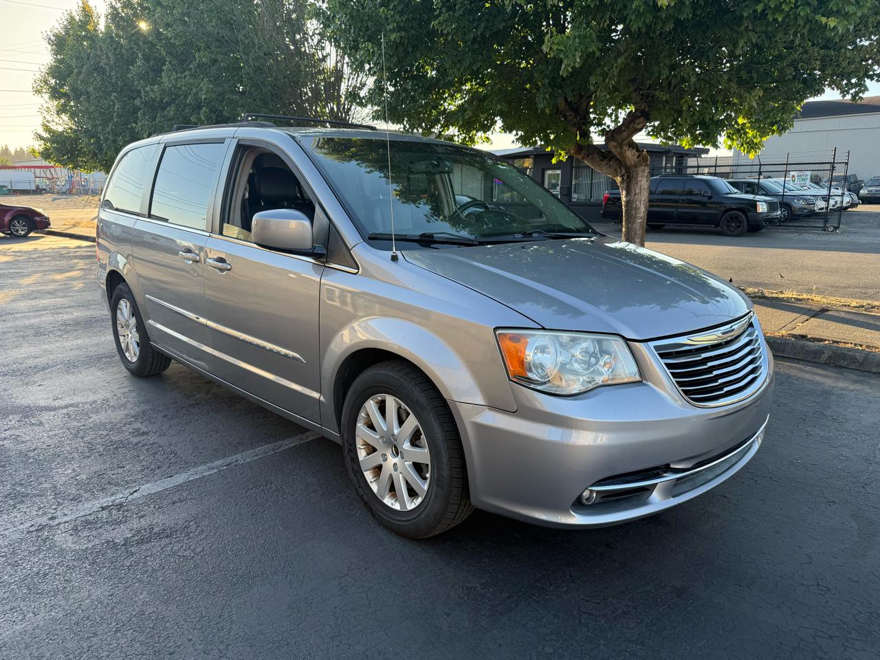 Chrysler Town & Country Touring 2014