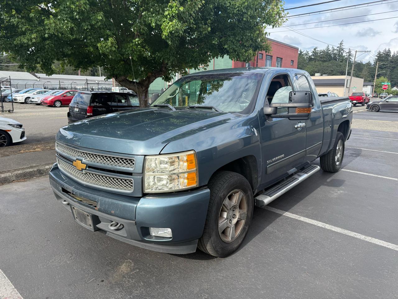 2013 Chevrolet Silverado 1500 2WD Crew Cab 143.5" LTZ