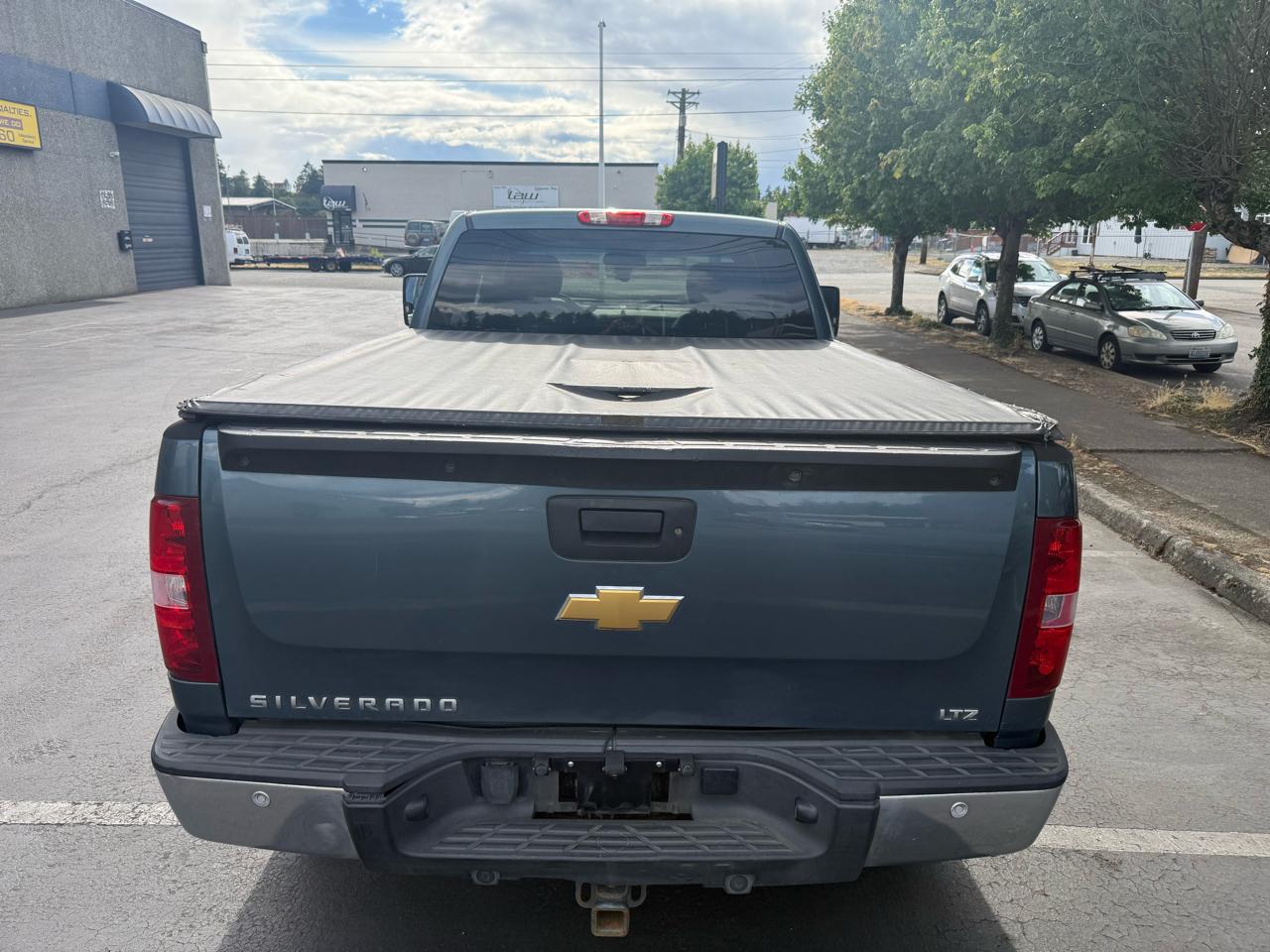 Chevrolet Silverado 1500 2WD Crew Cab 143.5" LTZ 2013