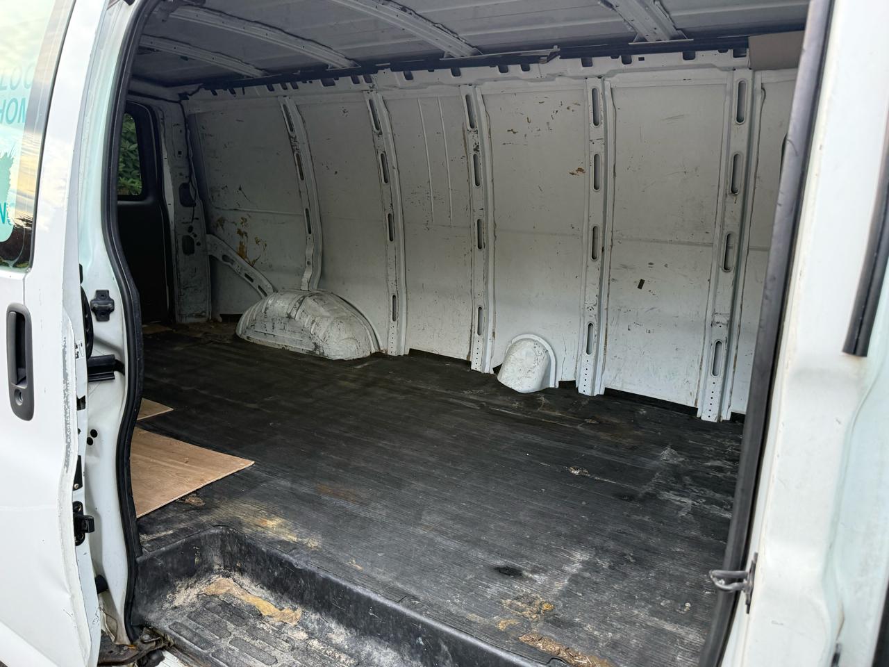 Chevrolet Express 3500 Extended 2003
