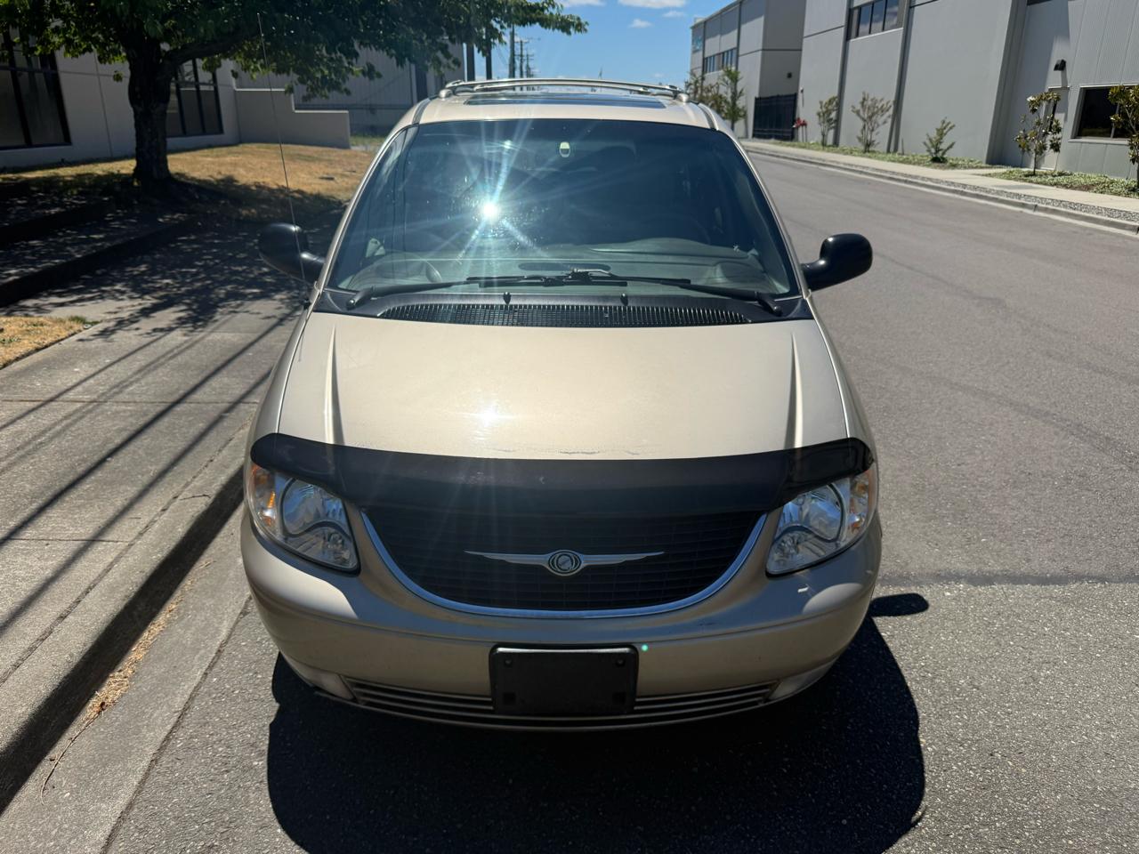 Chrysler Town & Country Limited FWD 2003
