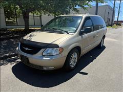 2003 Chrysler Town & Country 