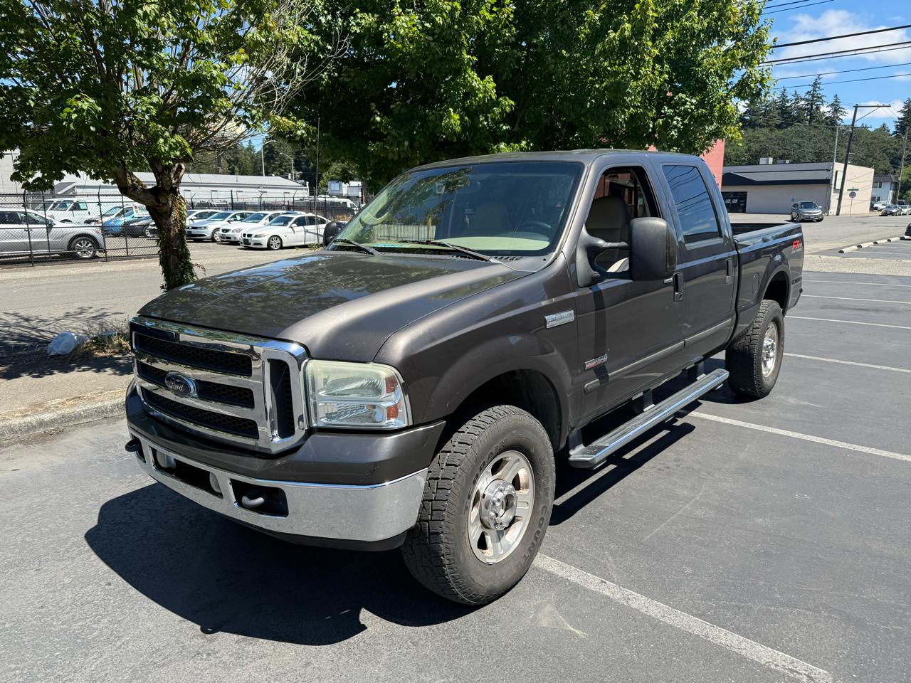 Ford F-350 SD Lariat Crew Cab 4WD 2005