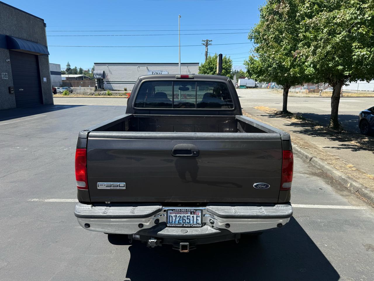 Ford F-350 SD Lariat Crew Cab 4WD 2005