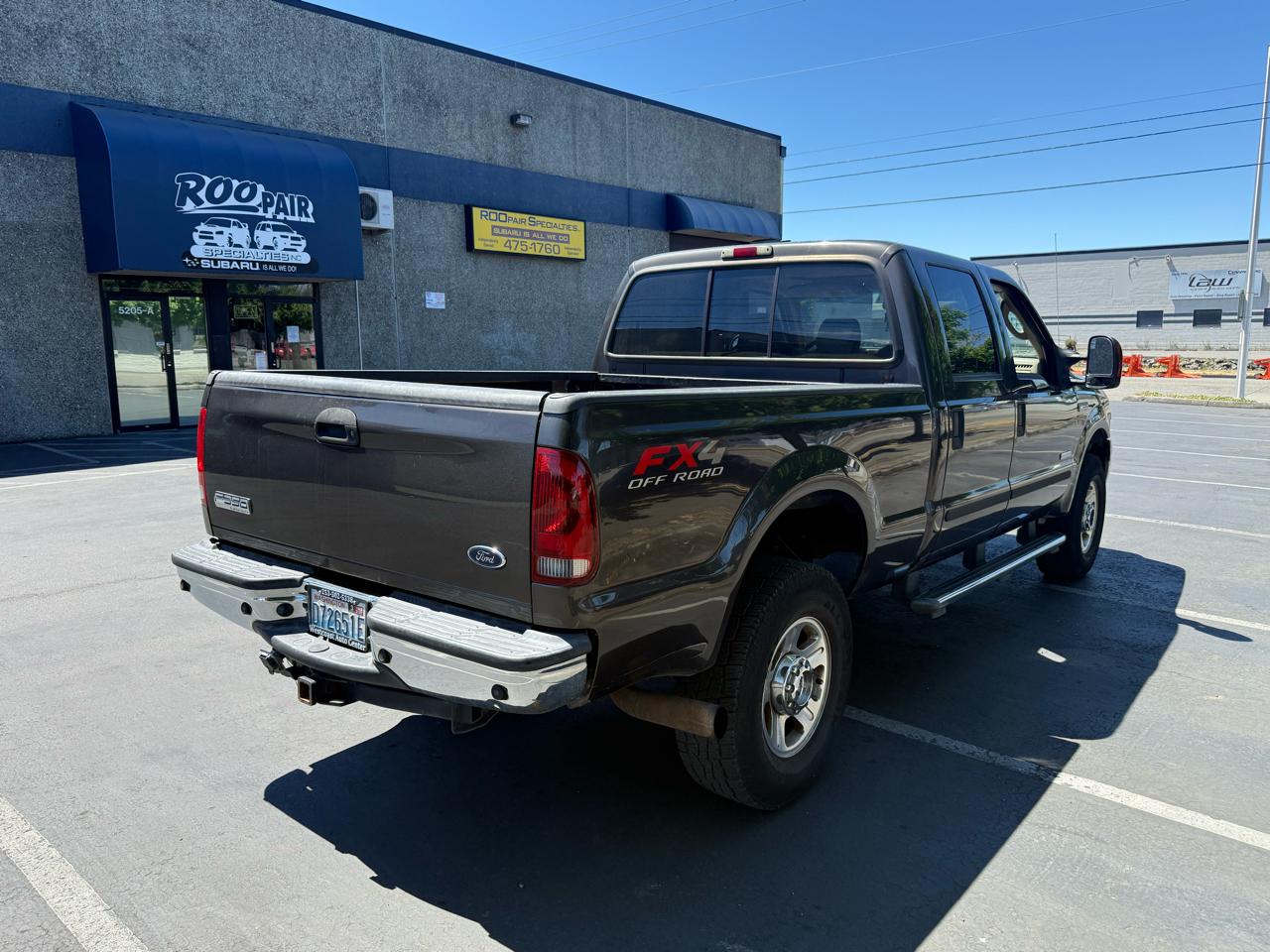 Ford F-350 SD Lariat Crew Cab 4WD 2005