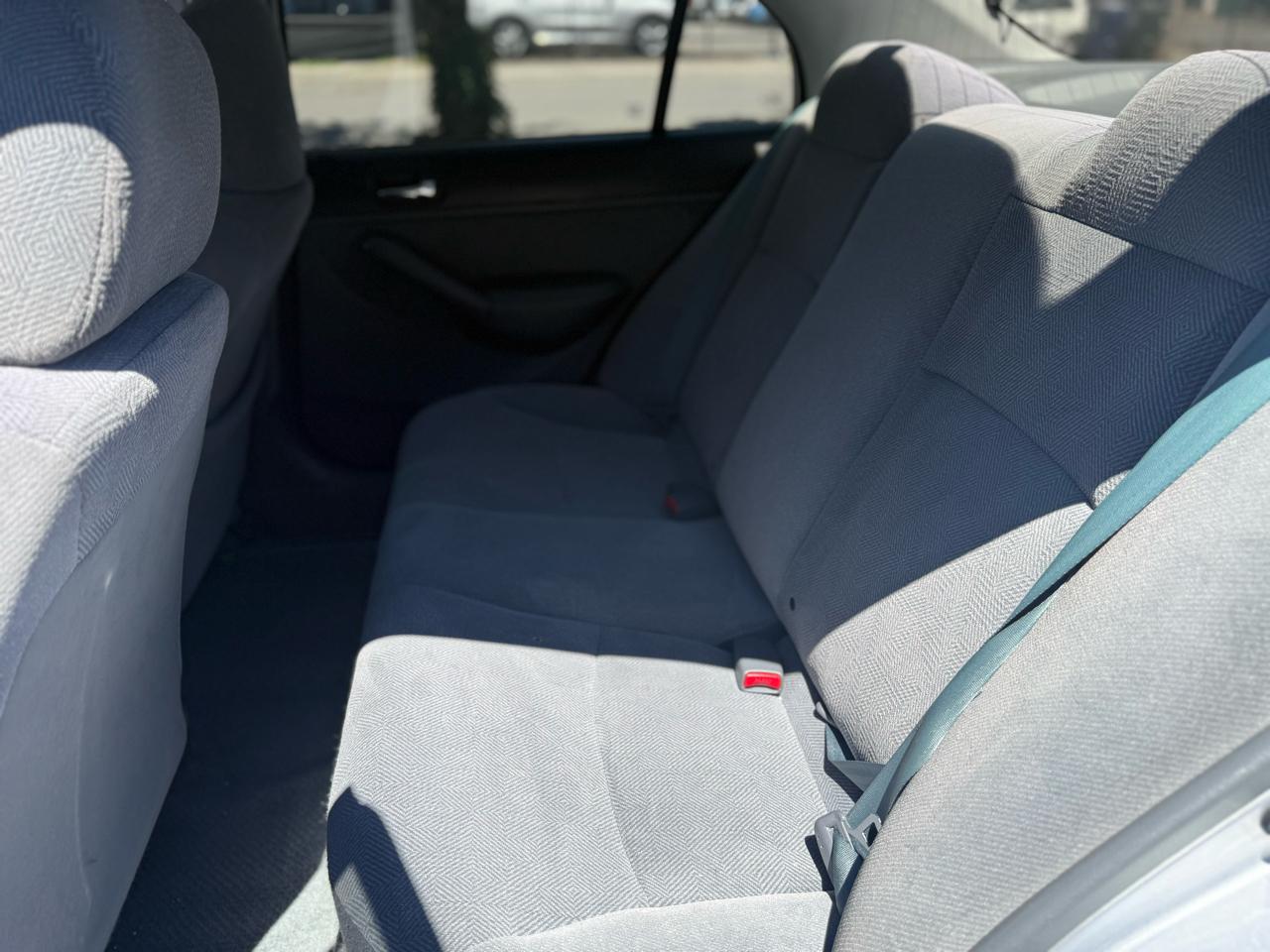 Honda Civic 4dr Sdn LX Auto 2002