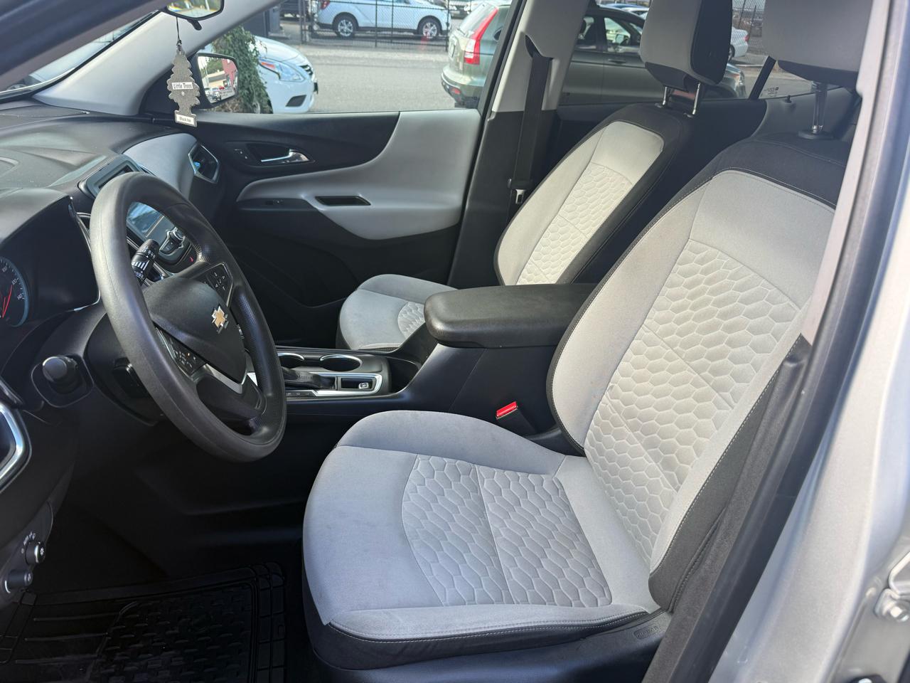 Chevrolet Equinox LS 2WD 2020