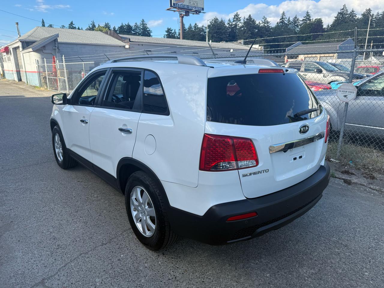 Kia Sorento LX 2WD 2012