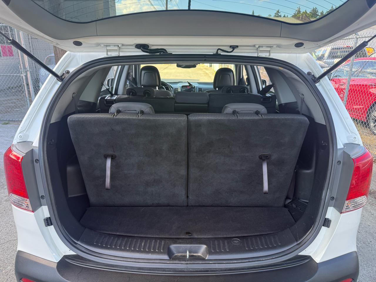 Kia Sorento LX 2WD 2012