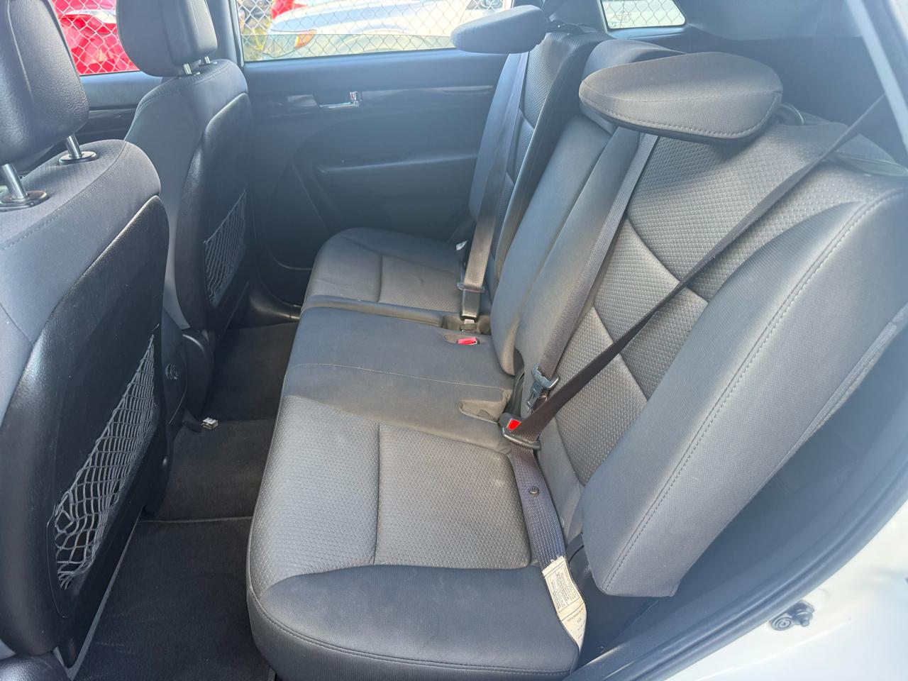 Kia Sorento LX 2WD 2012