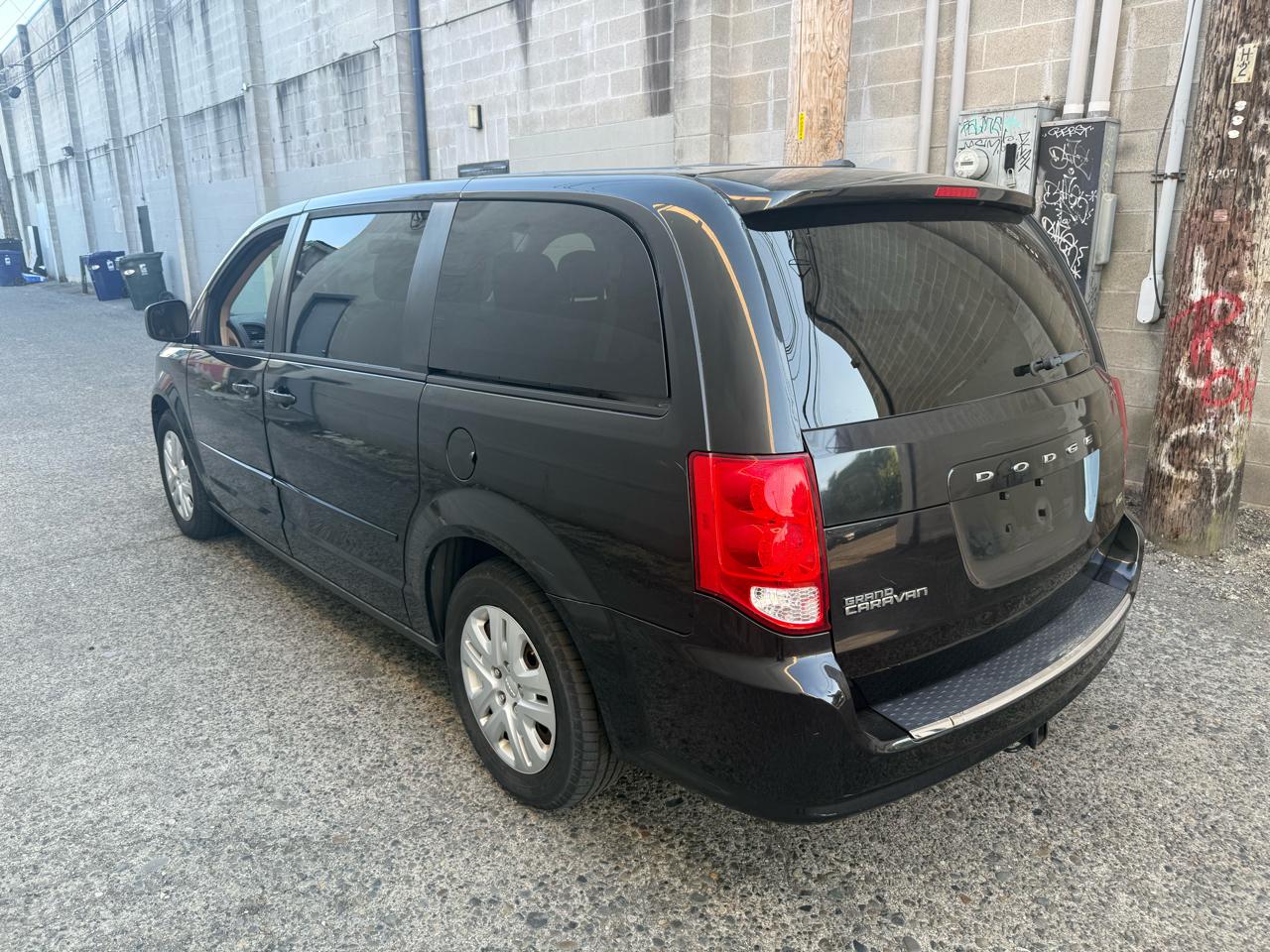 Dodge Grand Caravan SE 2015