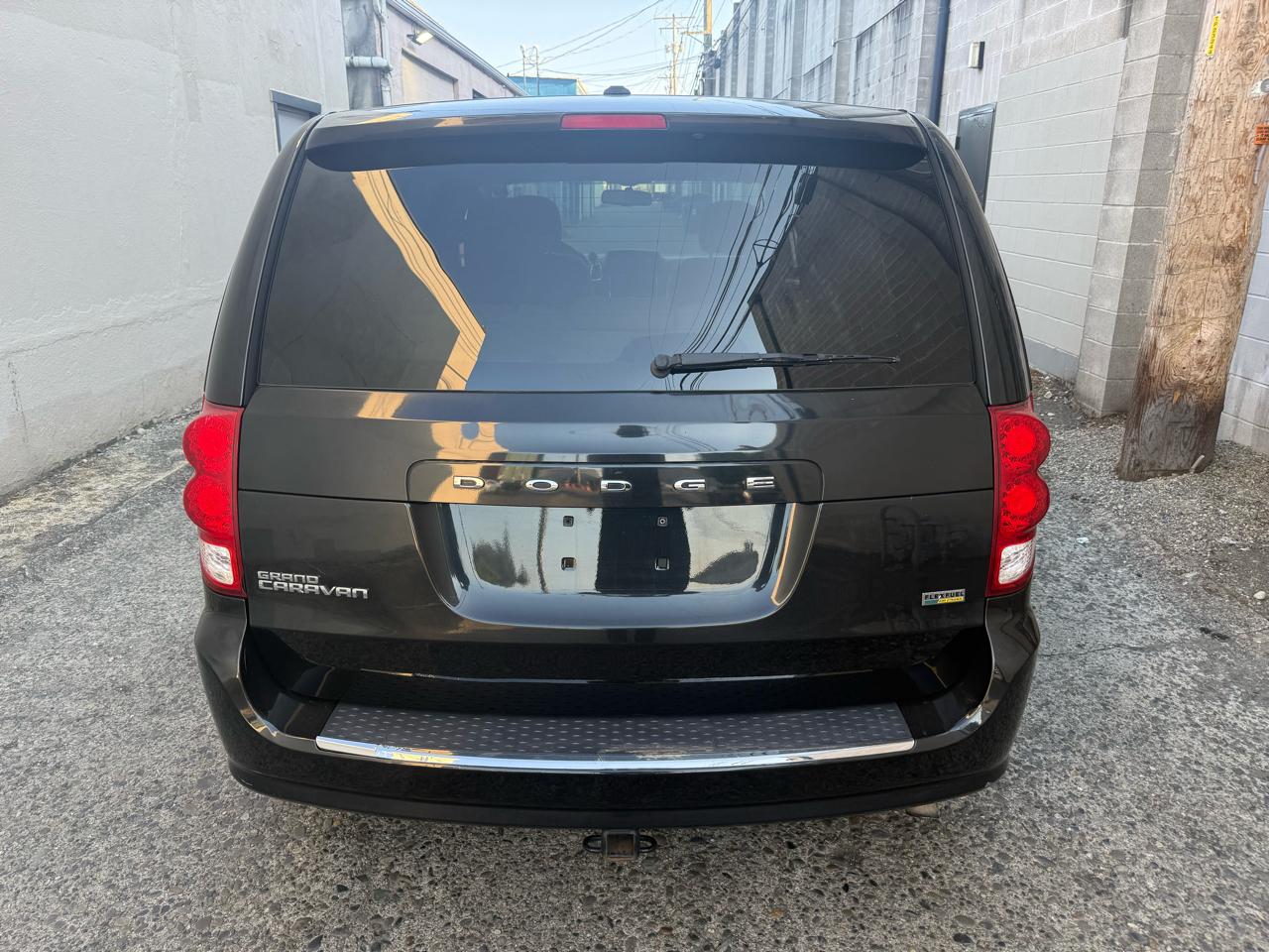 Dodge Grand Caravan SE 2015
