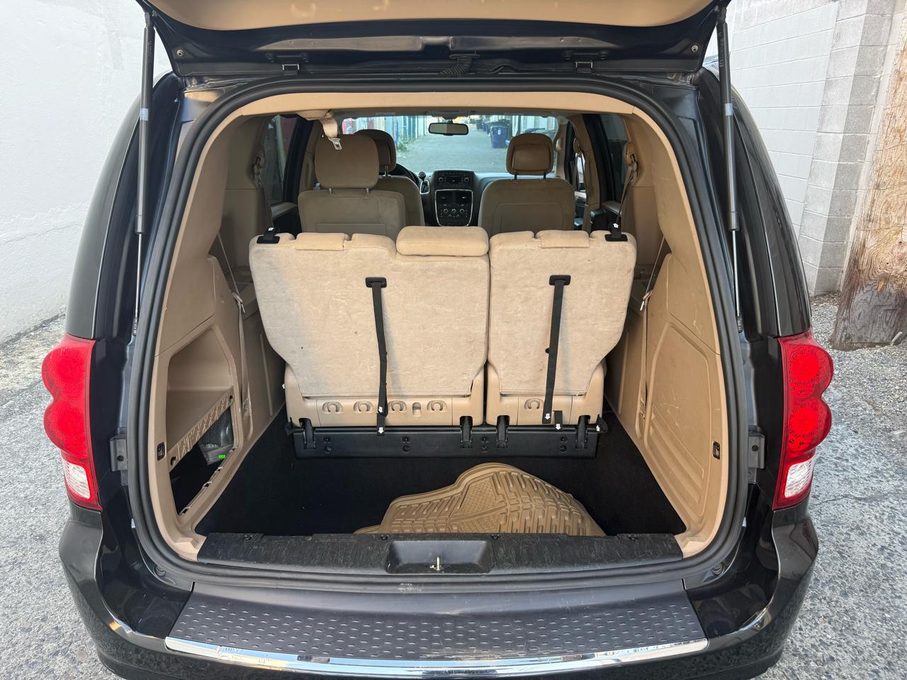 Dodge Grand Caravan SE 2015