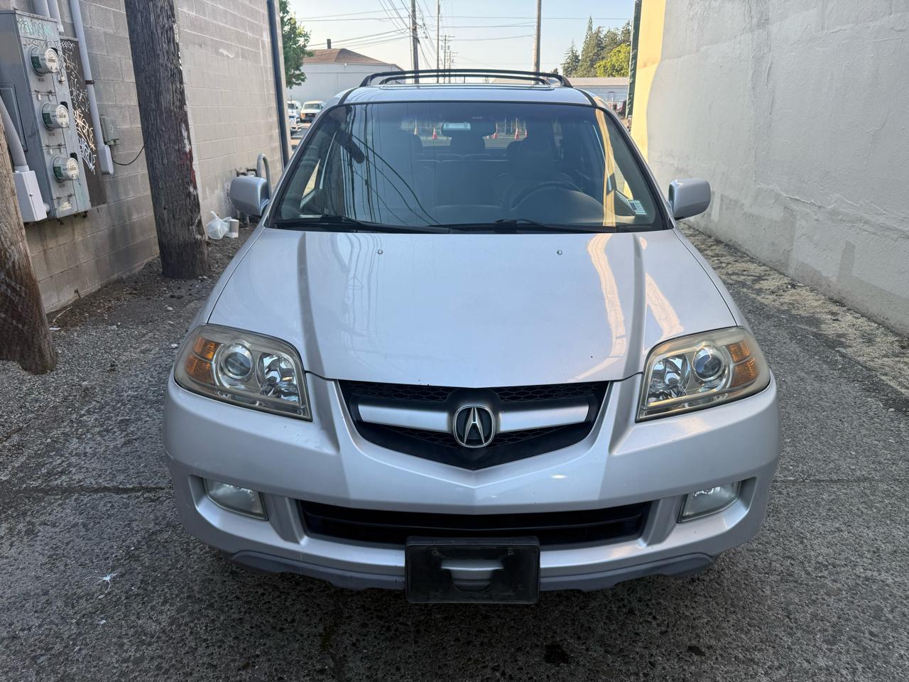 Acura MDX Touring with Navigation System and Rear DVD System 2005