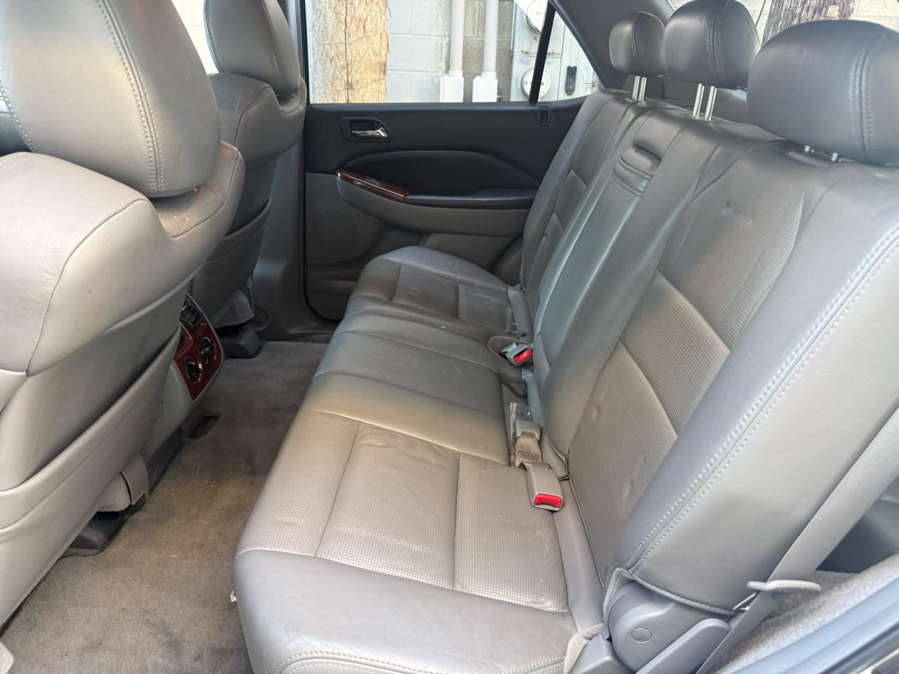 Acura MDX Touring with Navigation System and Rear DVD System 2005