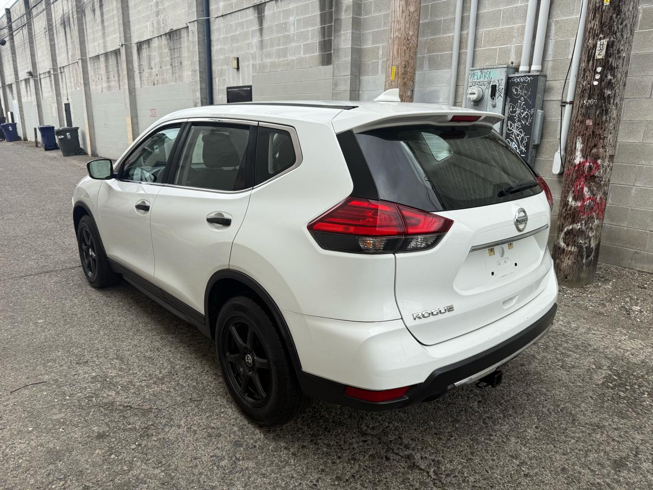 Nissan Rogue S 2WD 2017
