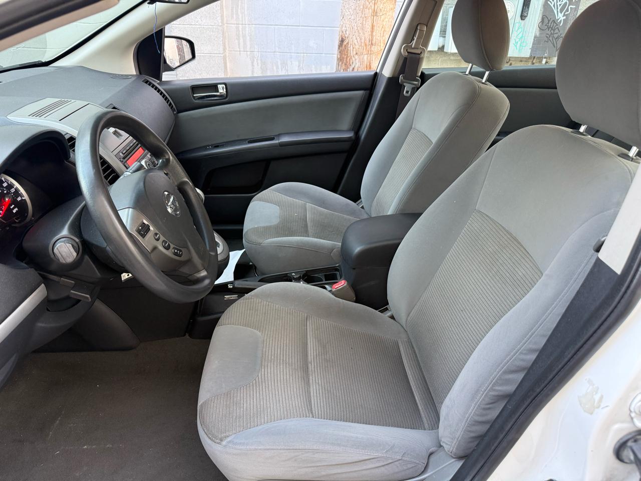 2010 Nissan Sentra S - Photo 6