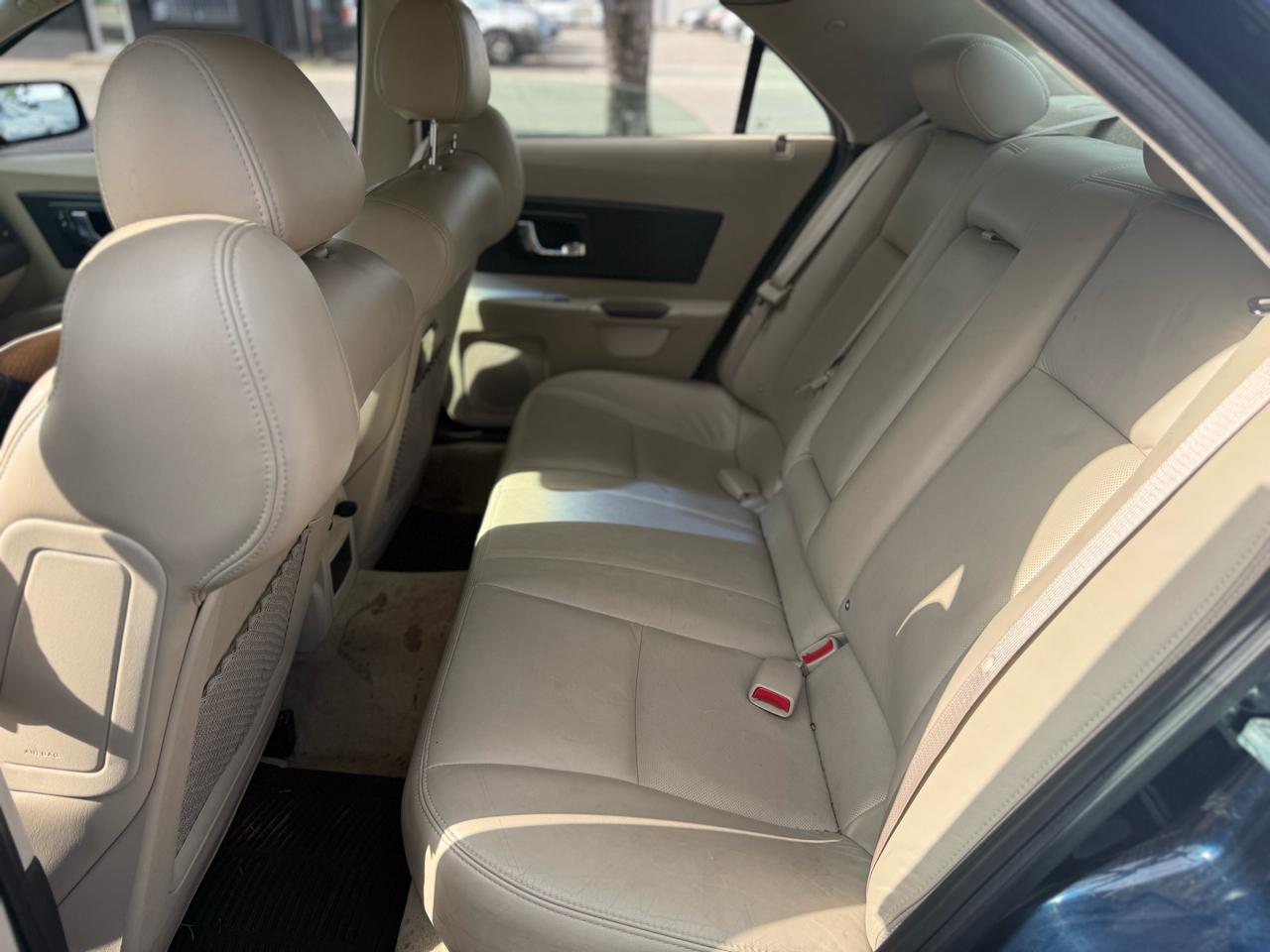 2004 Cadillac CTS Base - Photo 8