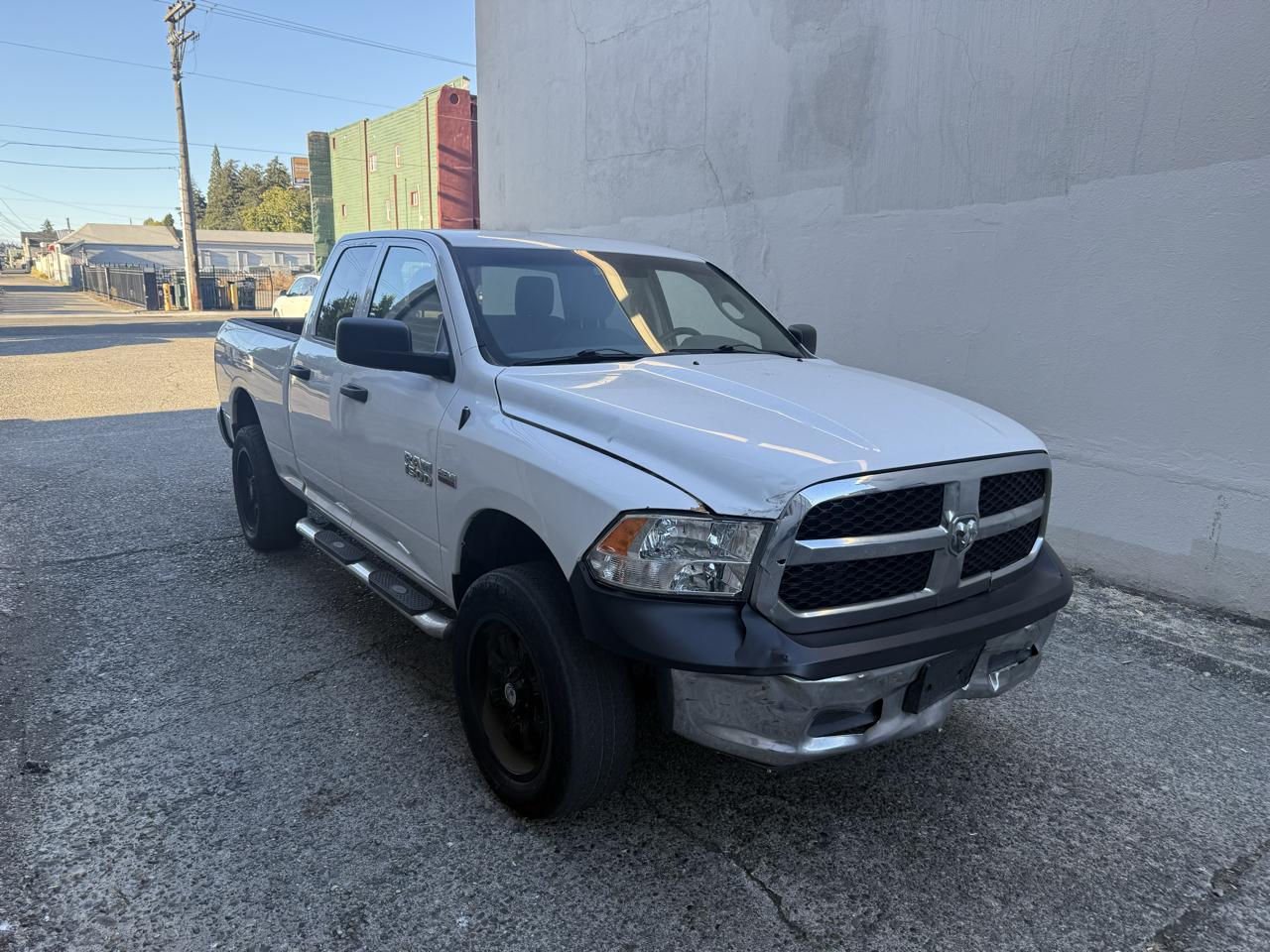 RAM 1500 ST Crew Cab 4WD 2014