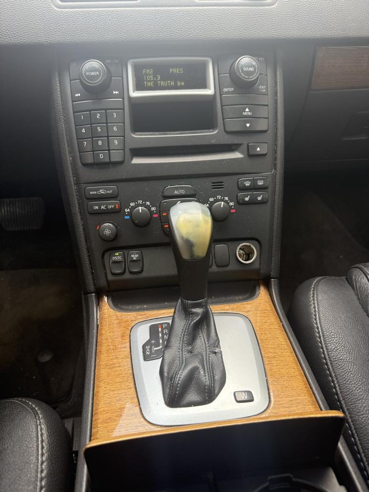 Volvo XC90 2.5T AWD 2004