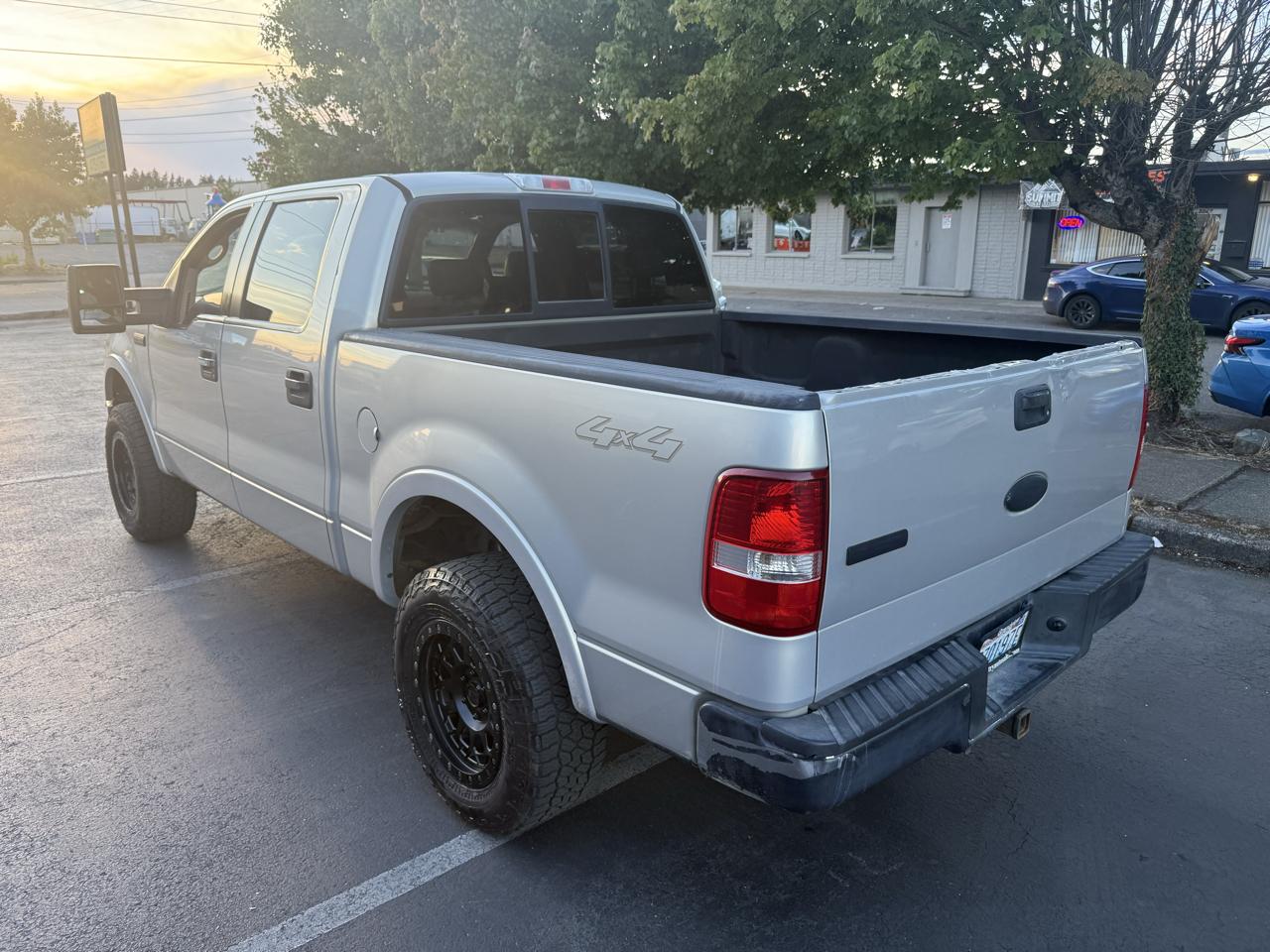 Ford F-150 4WD SuperCab 133" Lariat 2006