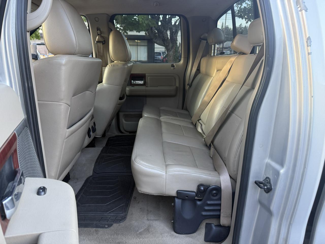 Ford F-150 4WD SuperCab 133" Lariat 2006