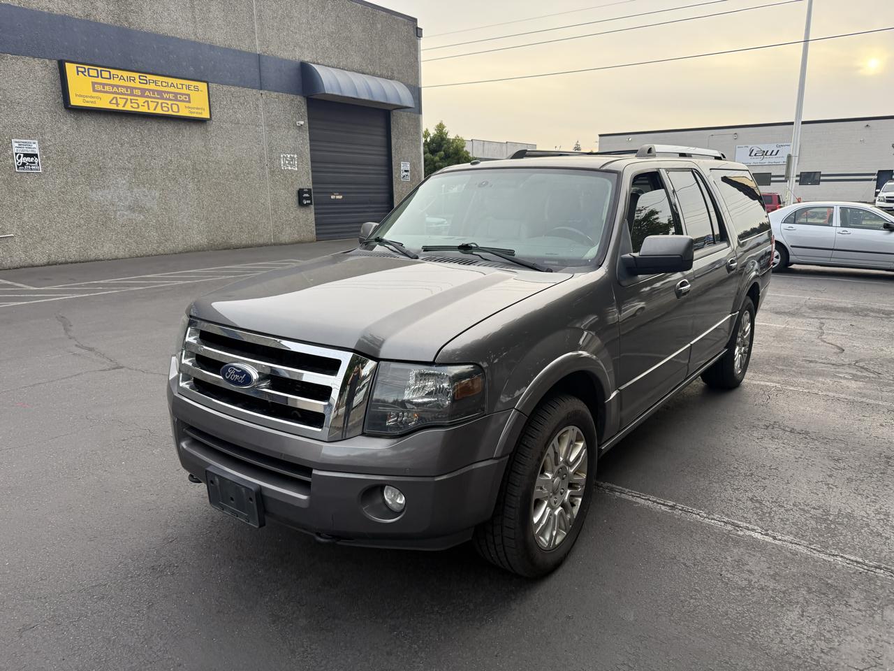 Ford Expedition EL Limited 4WD 2013