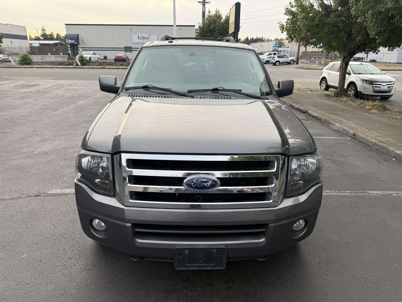 Ford Expedition EL Limited 4WD 2013