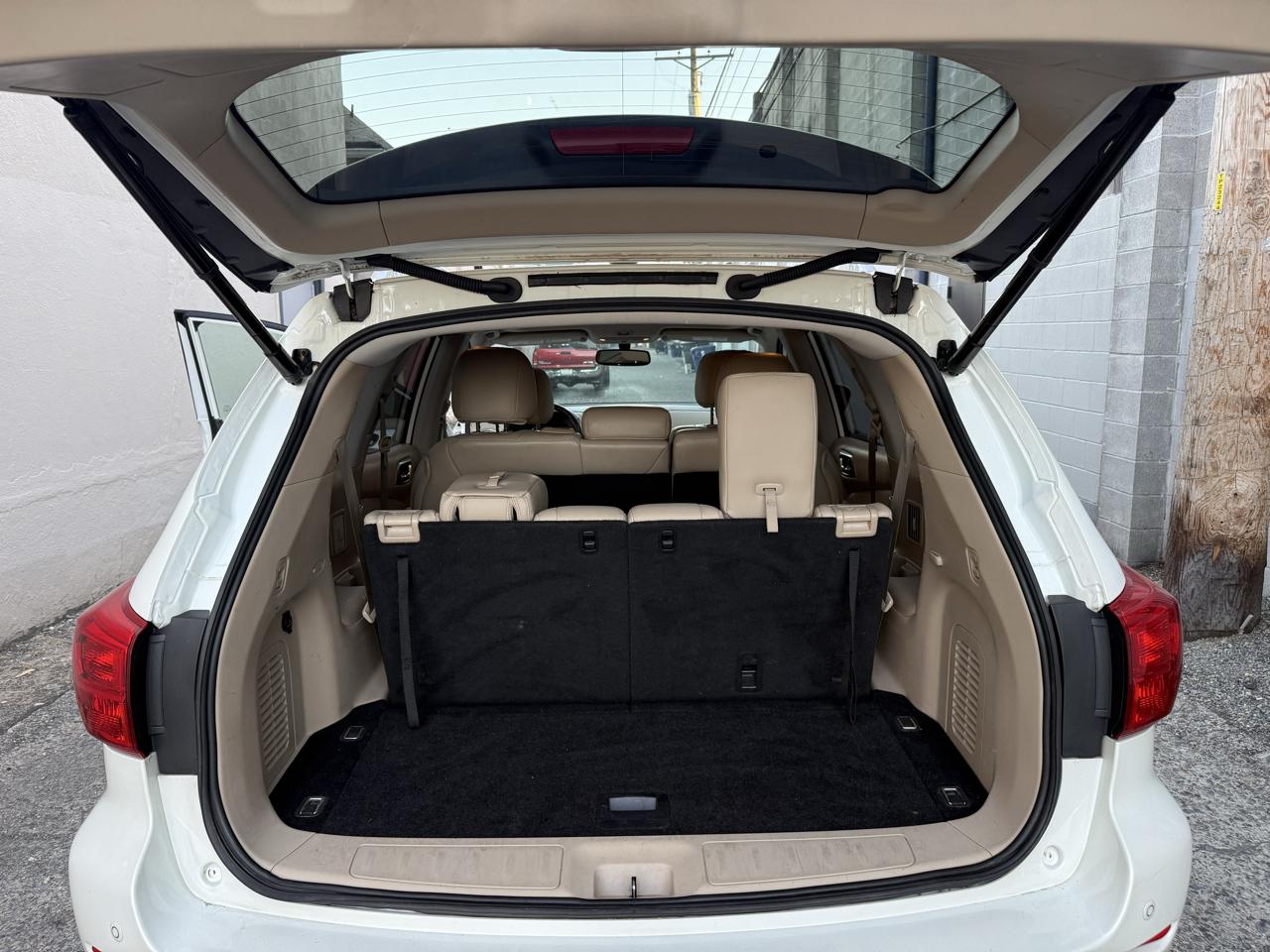 Nissan Pathfinder Platinum 4WD 2017