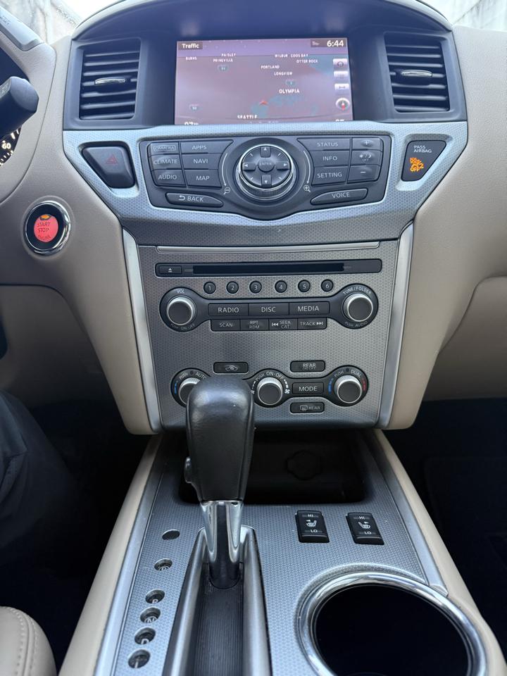 Nissan Pathfinder Platinum 4WD 2017