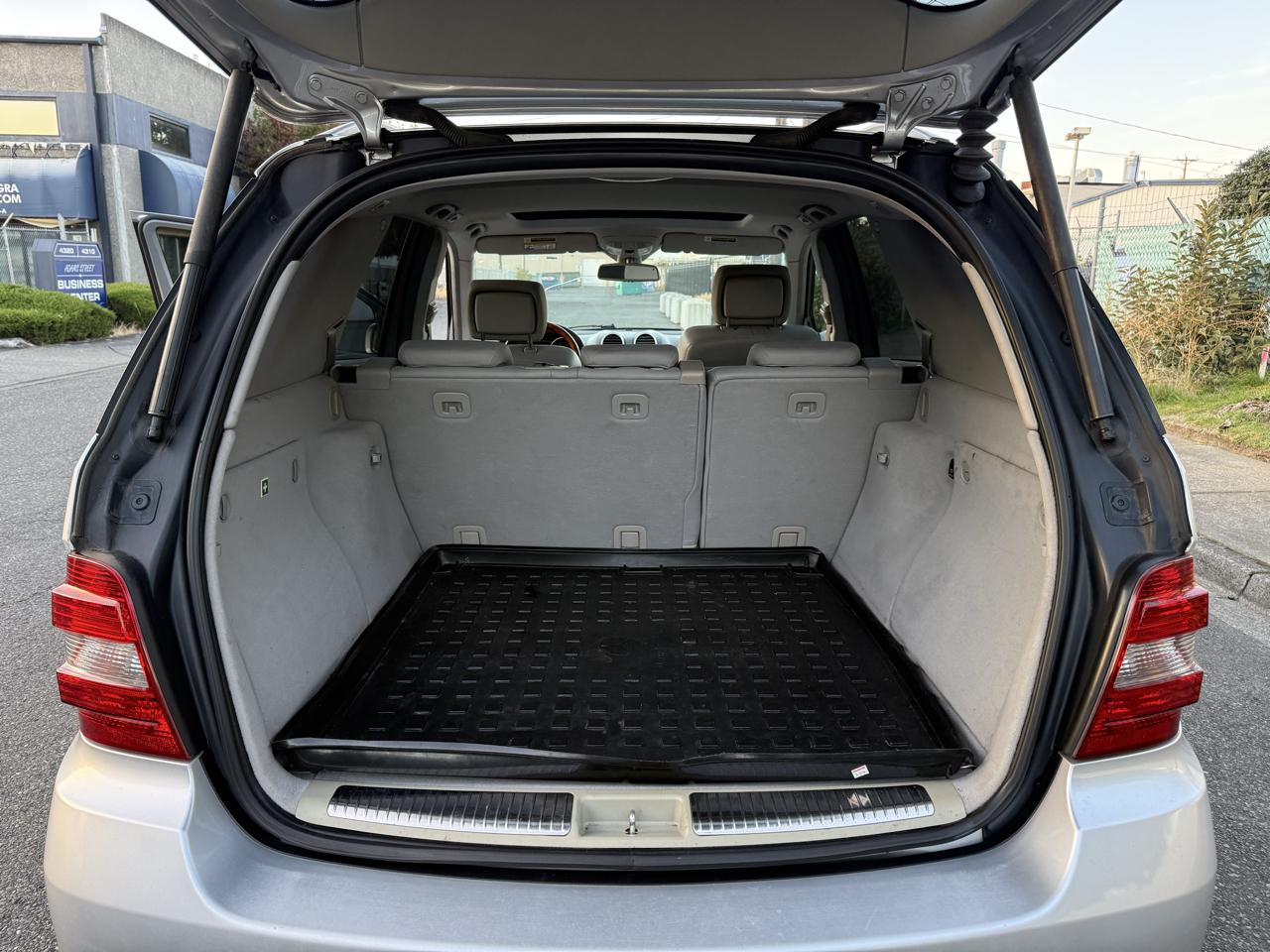 Mercedes-Benz M-Class ML350 2006