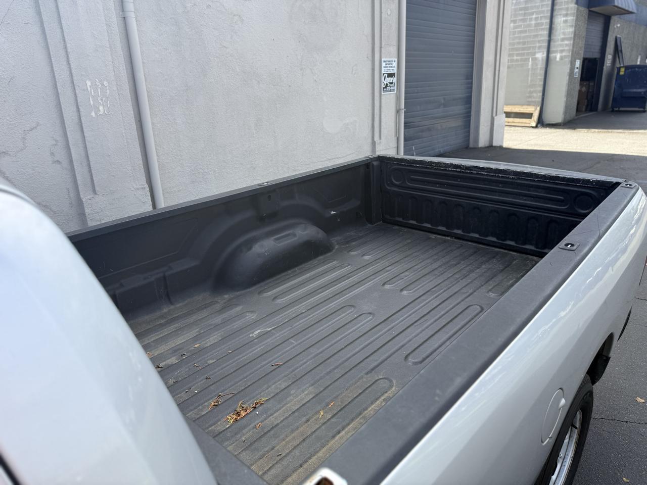 RAM 1500 2WD Reg Cab 140.5" Tradesman 2014