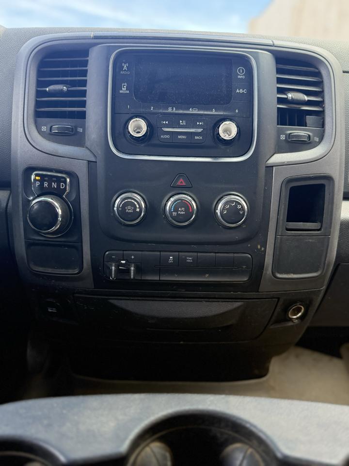 RAM 1500 2WD Reg Cab 140.5" Tradesman 2014