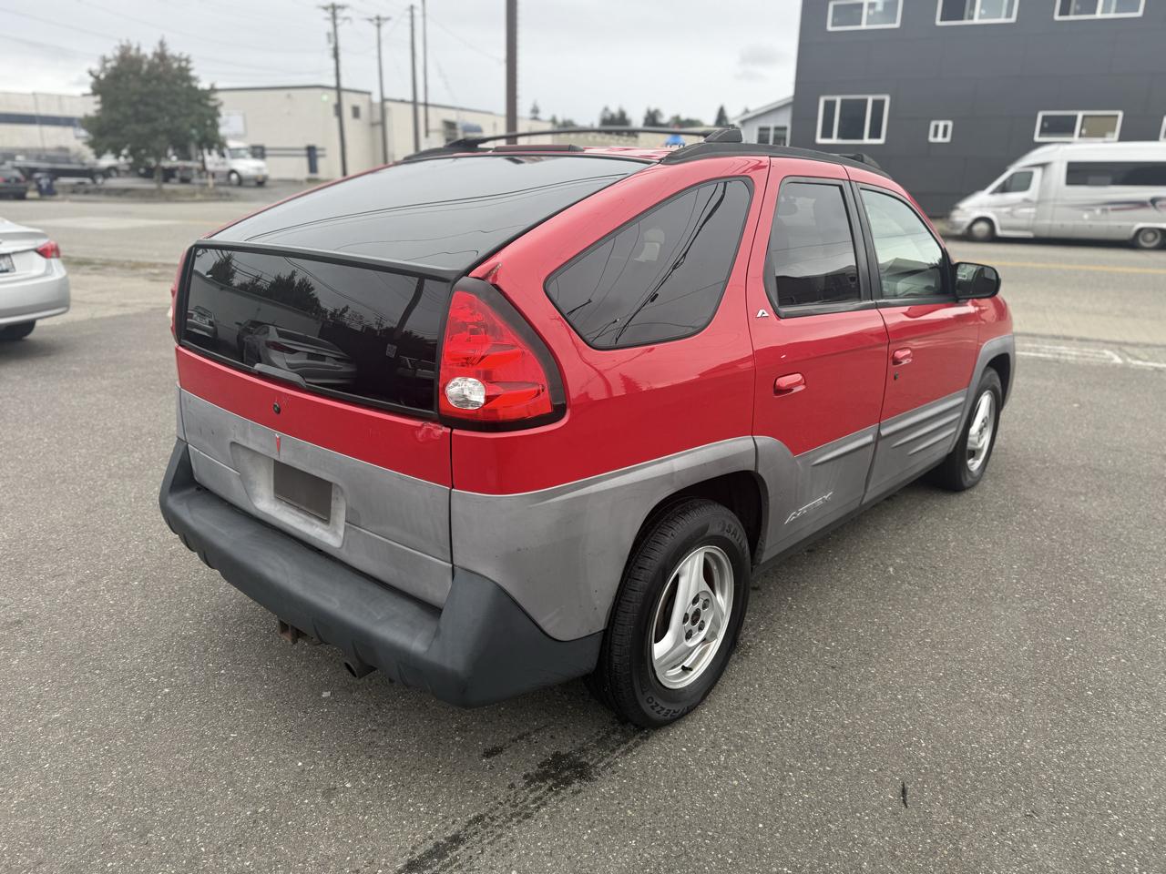 Pontiac Aztek Base 2001