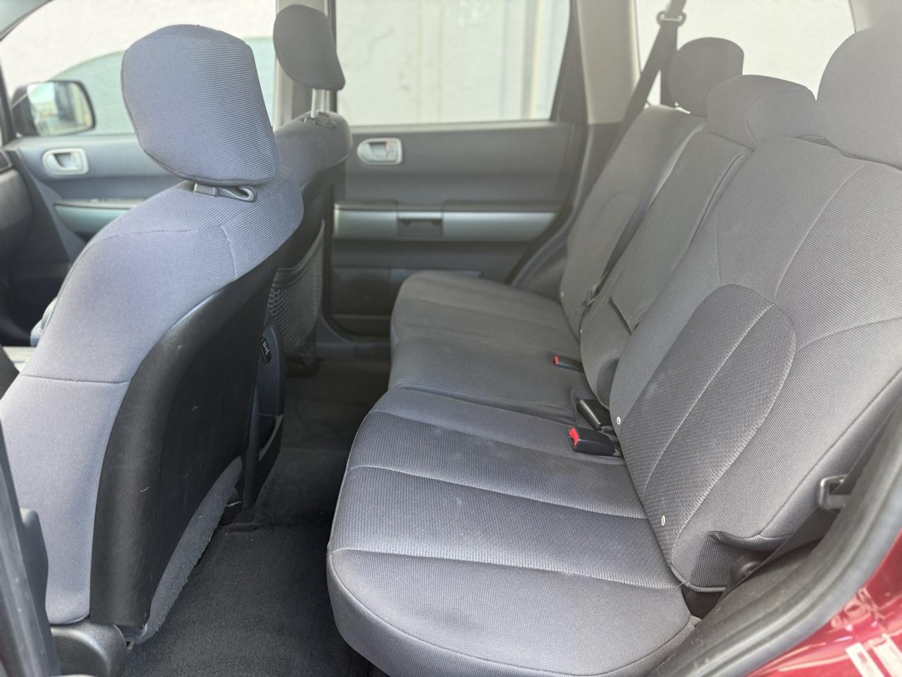 Mitsubishi Endeavor LS AWD 2004