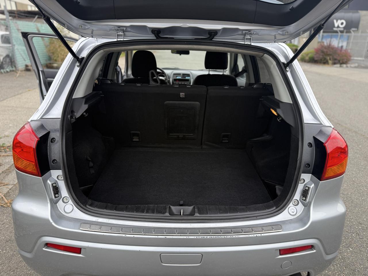 Mitsubishi Outlander Sport SE 4WD 2012
