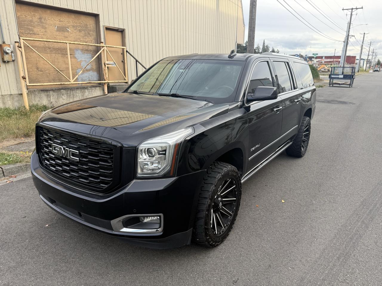 GMC Yukon Denali XL 4WD 2015