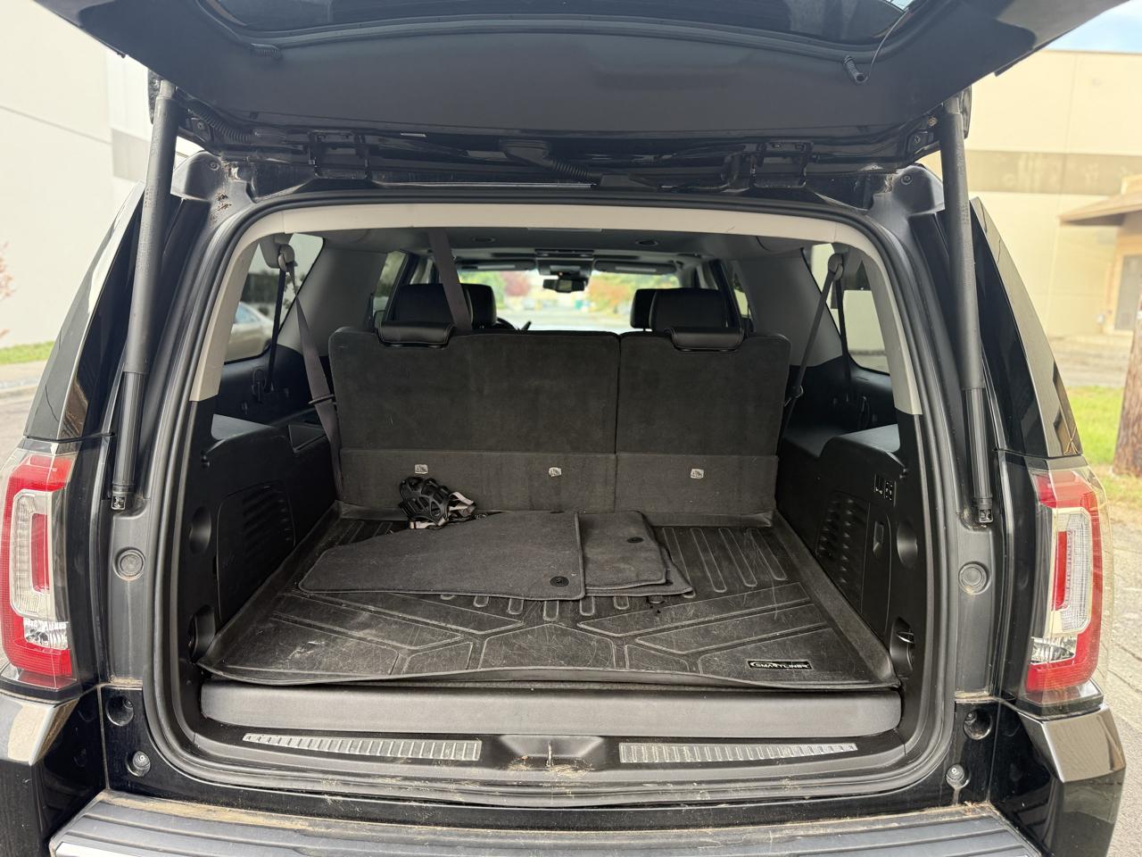 GMC Yukon Denali XL 4WD 2015
