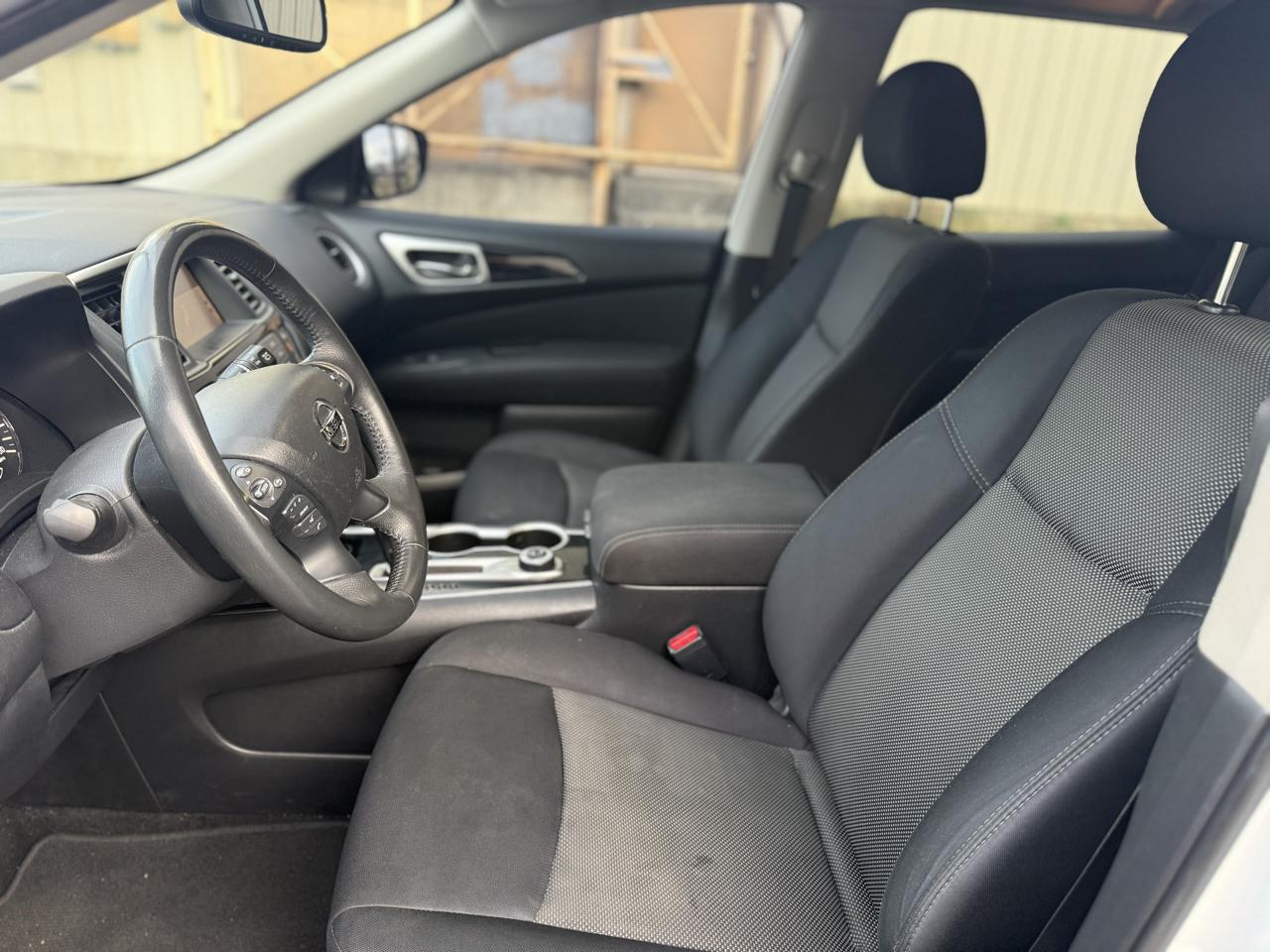 Nissan Pathfinder Platinum 4WD 2017