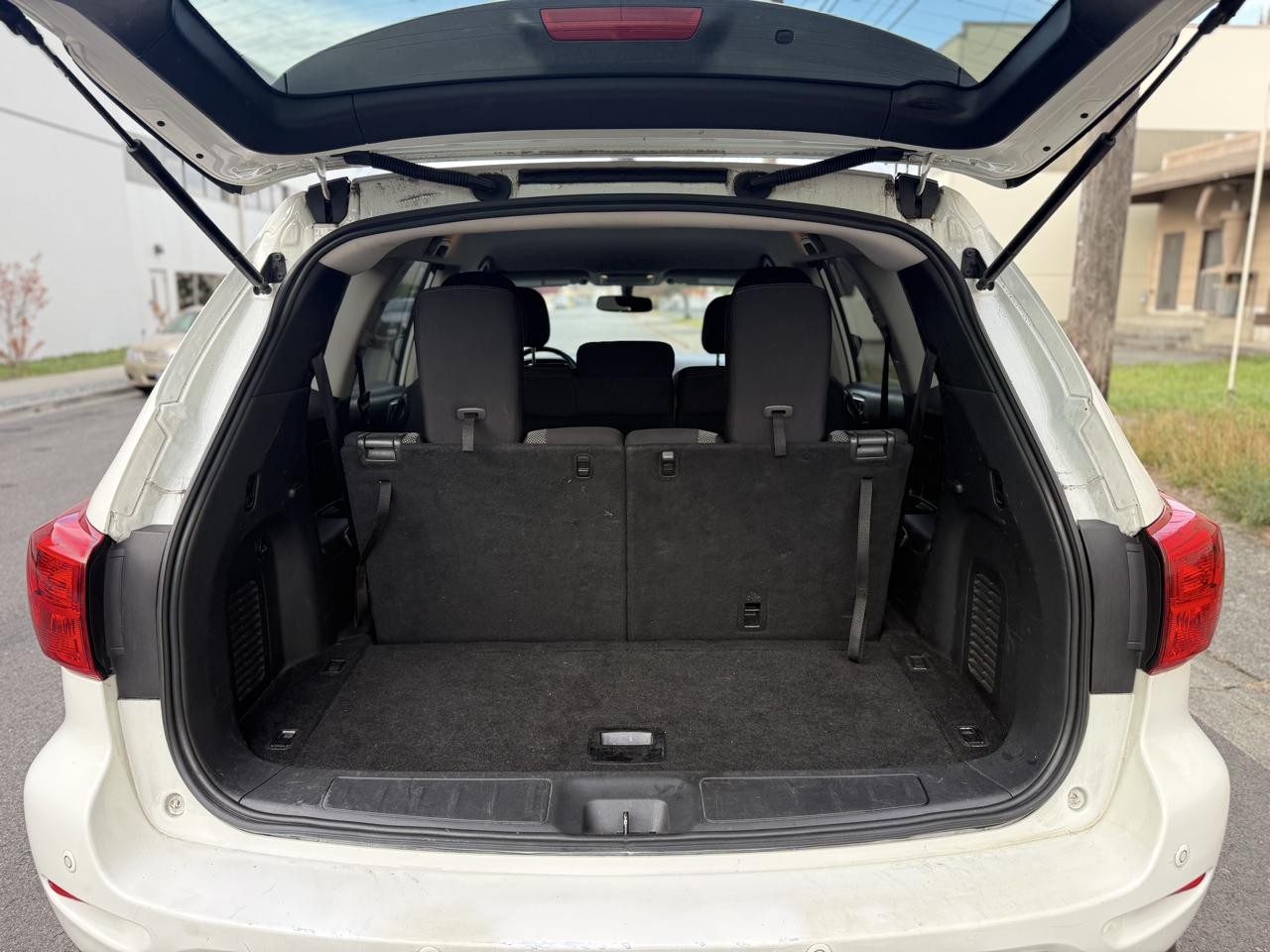 Nissan Pathfinder Platinum 4WD 2017