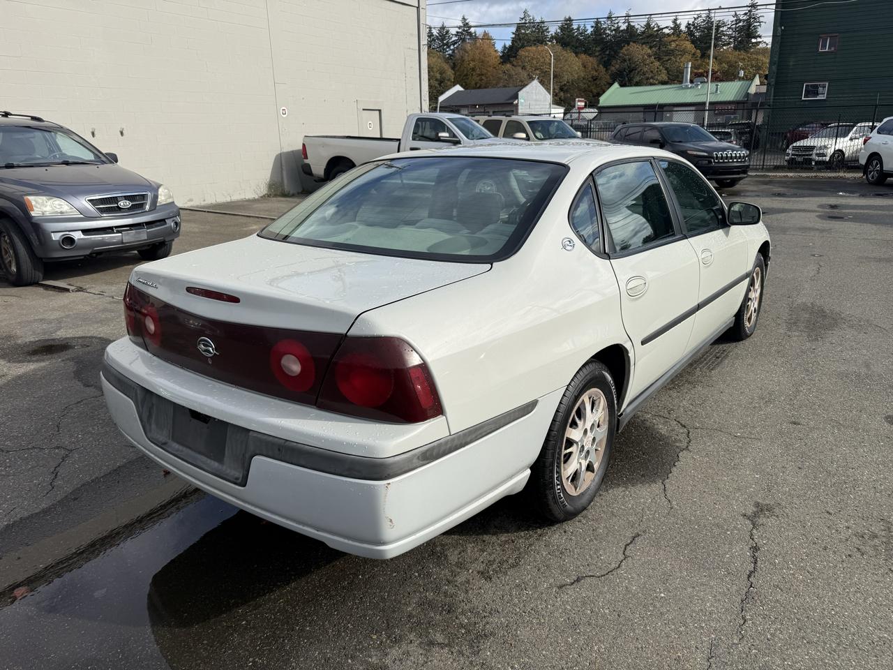 Chevrolet Impala Base 2004