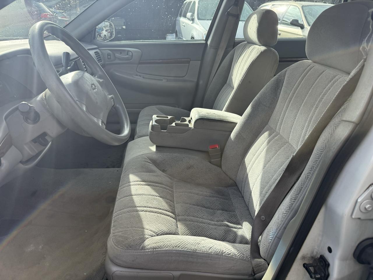 Chevrolet Impala Base 2004
