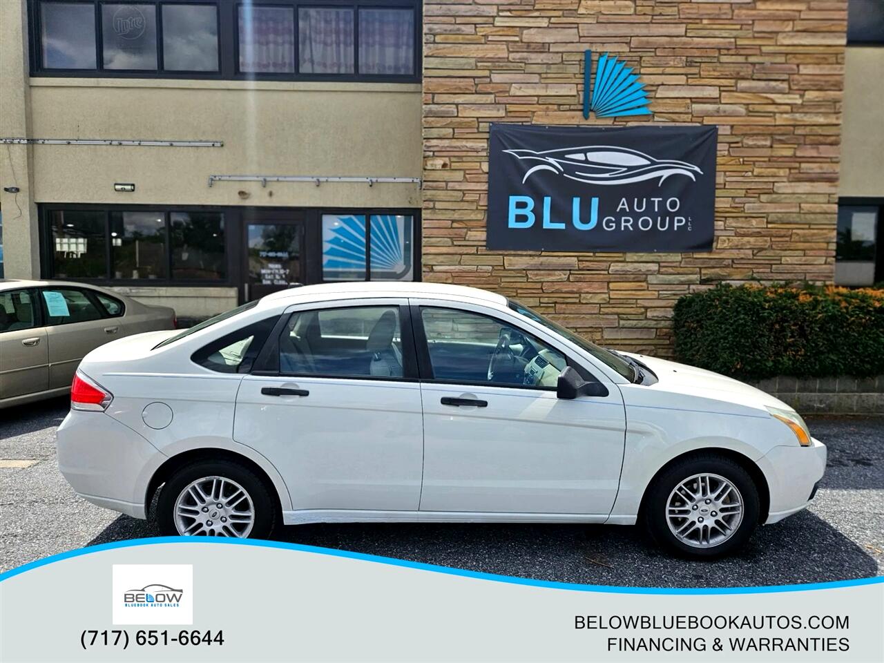 2010 Ford Focus SE Sedan